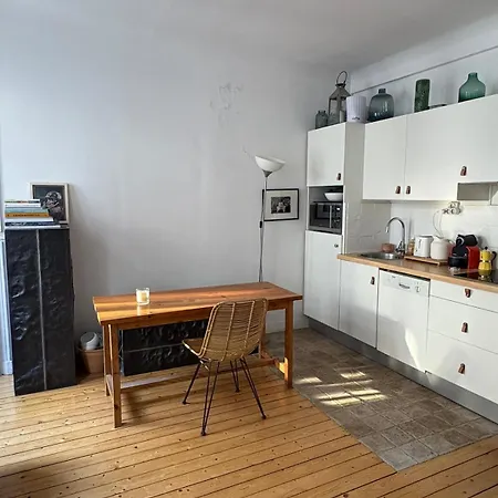 Charming Trocadero Eiffel Tower Apartment