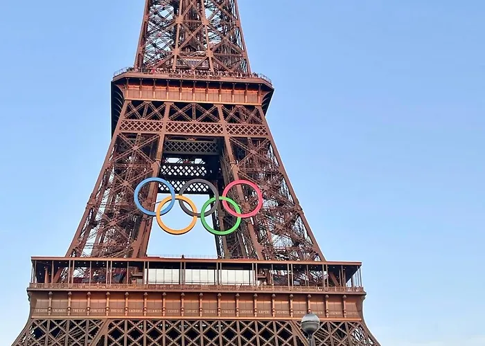 Charming Trocadero Eiffel Tower 巴黎